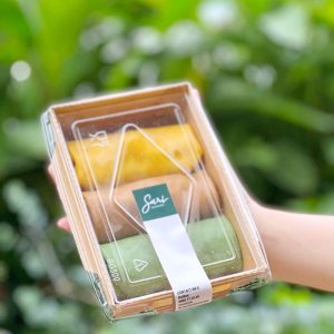 Crepe cuộn mix 3 vị bánh lạnh đặc trưng tại Sari Bakery