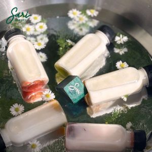 Sữa chua uống trái cây tươi tại Sari Bakery Gò Vấp – chai nhỏ tiện lợi, mát lành.