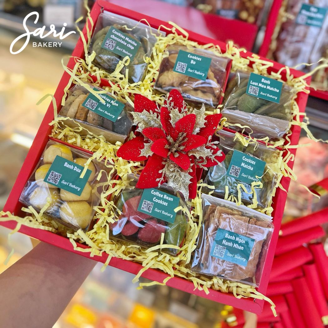 Combo mica 9 ngăn Sari combo hộp quà mica 9 ngăn đặt số lượng lớn Sari