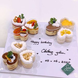 Set bánh sinh nhật 9 ly tim mix vị nhiều màu sắc